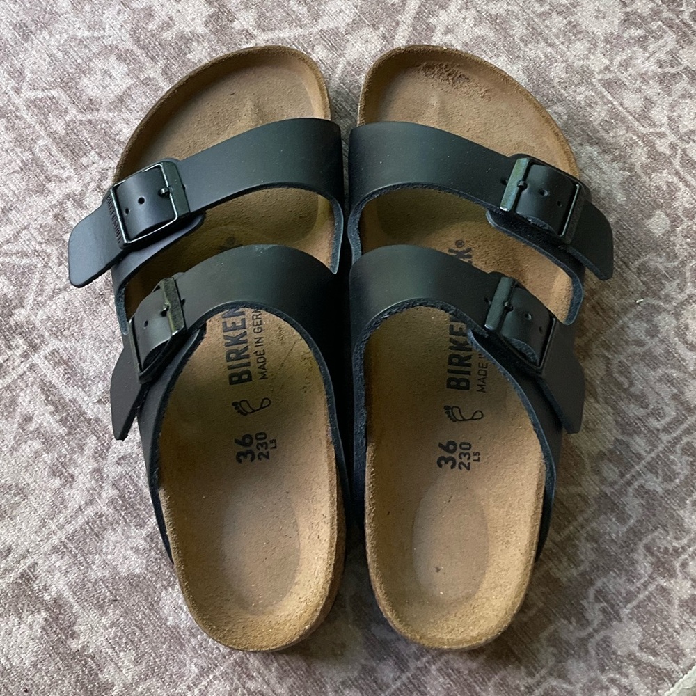 Birkenstock Women’s Arizona Leather Sandal